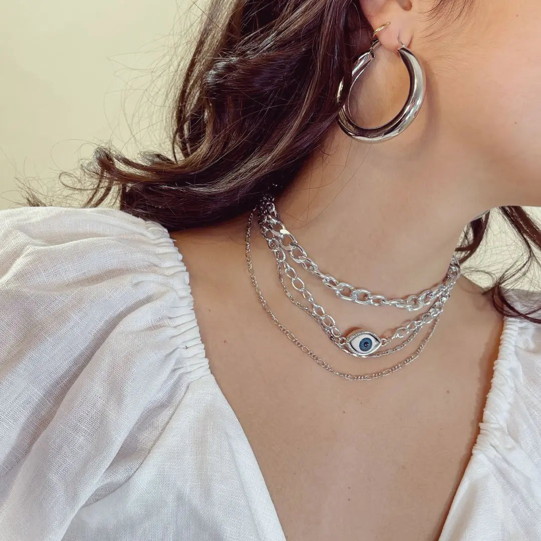Aura Earrings – Radiant Glow with a Modern Twist