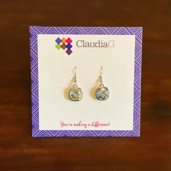 Cube Earrings – Sleek & Geometric Statement